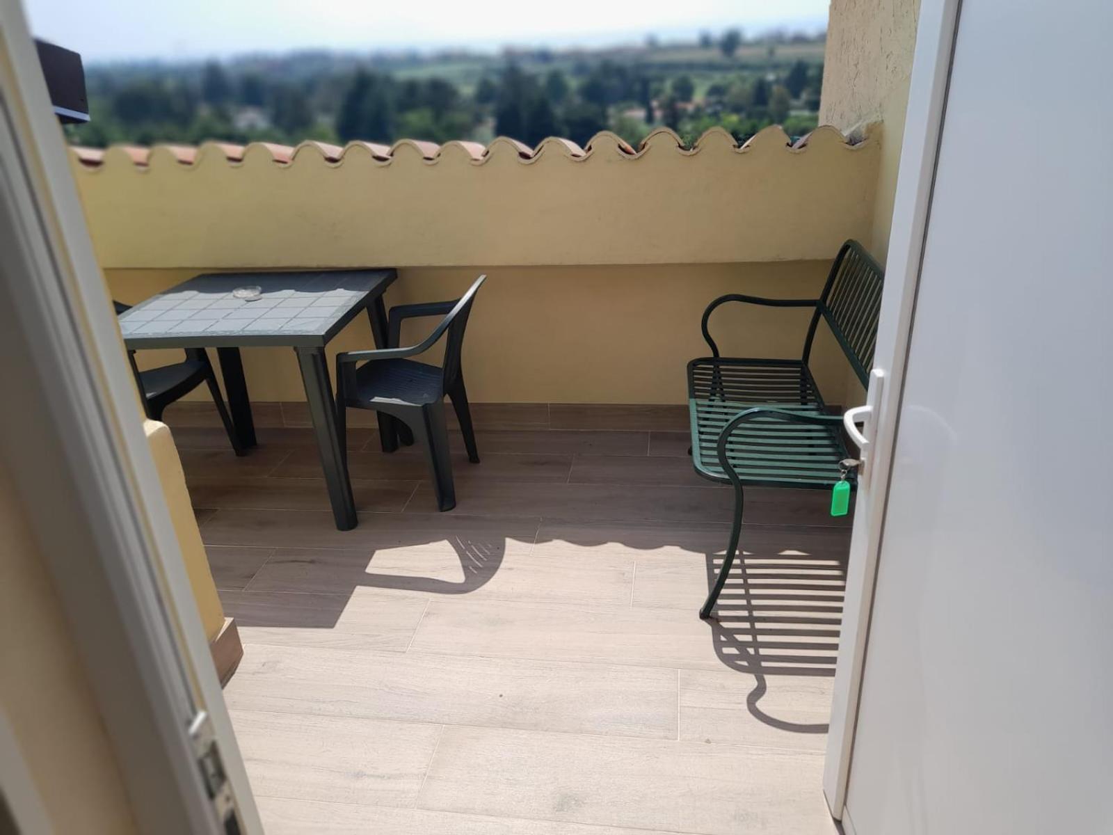 Agriturismo Melograno D'Oro 巴多利诺 外观 照片