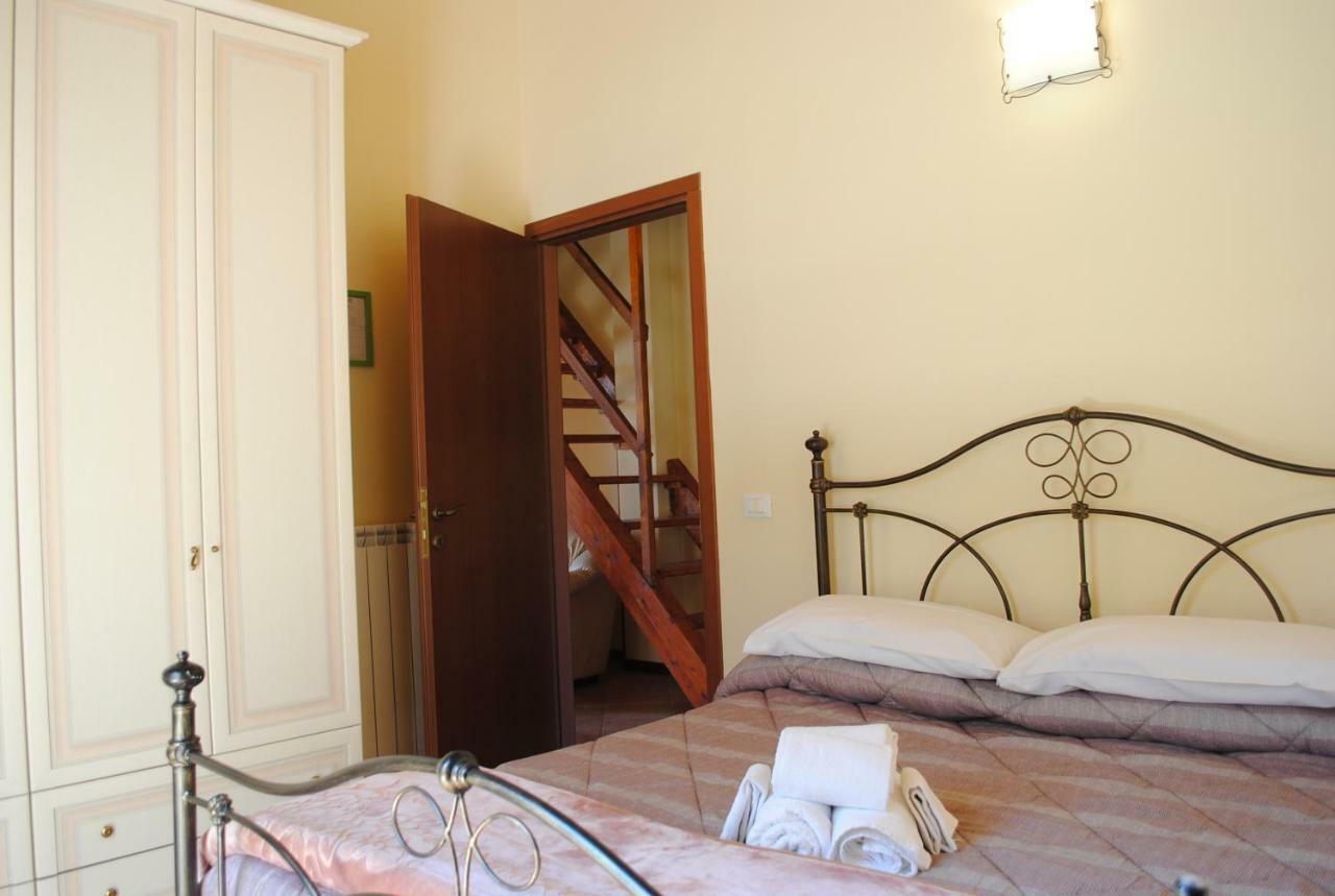 Agriturismo Melograno D'Oro 巴多利诺 外观 照片