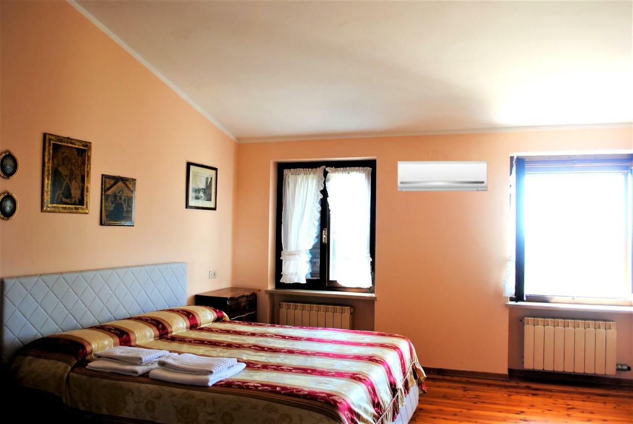 Agriturismo Melograno D'Oro 巴多利诺 外观 照片