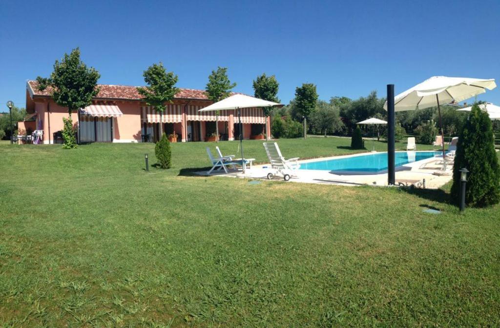 Agriturismo Melograno D'Oro 巴多利诺 外观 照片